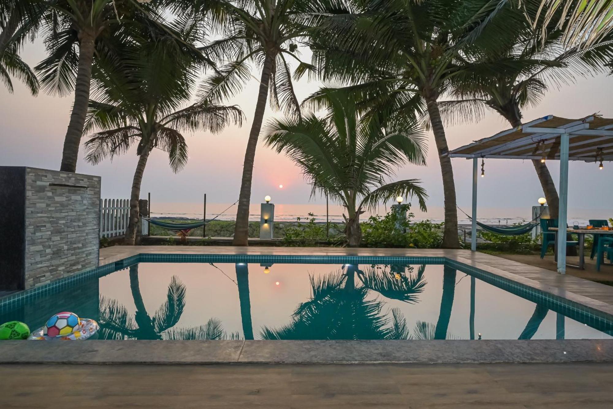 En Ocean Infinity Pool Villa Overlooking Sea ,Beach Touch Alibag Exterior photo